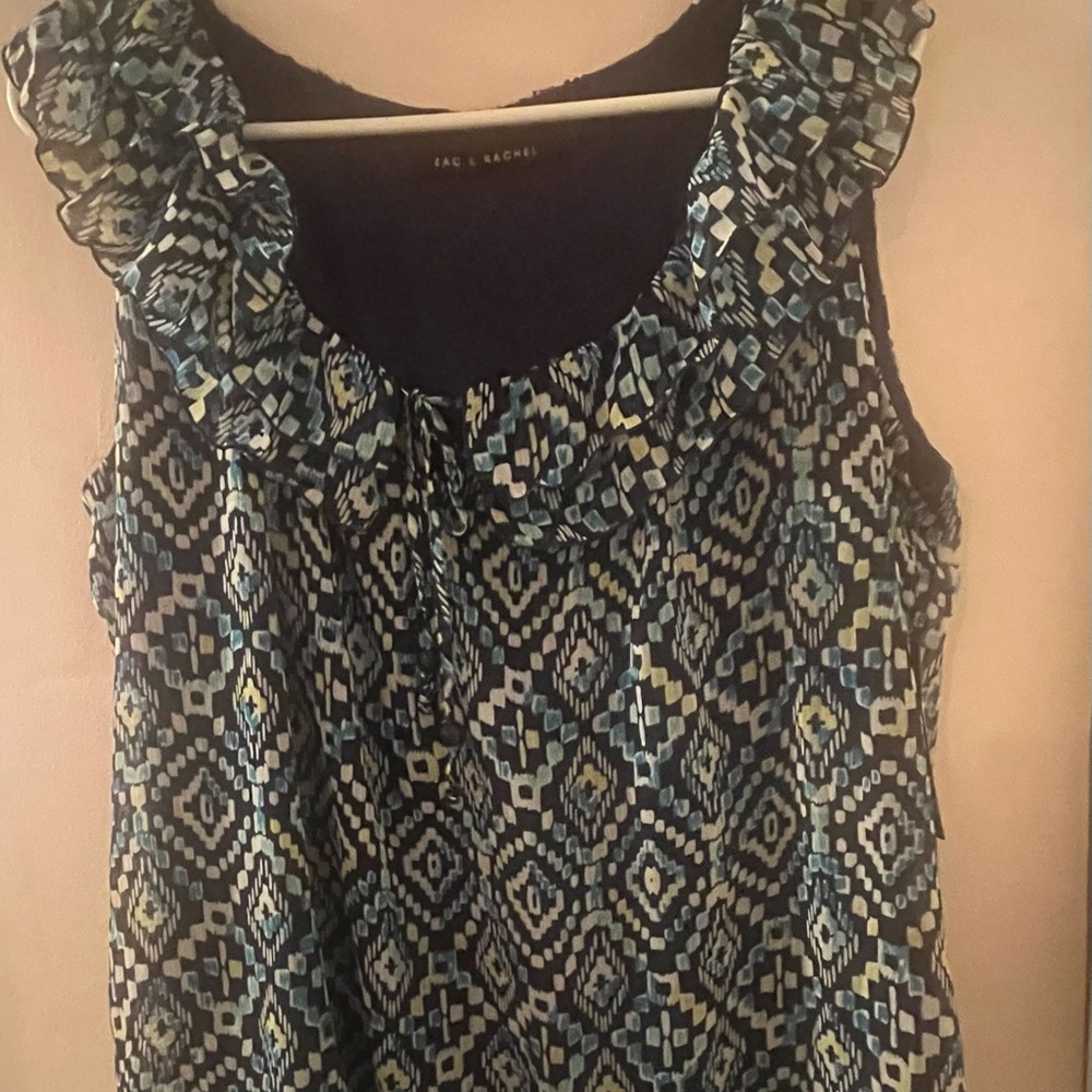 NWT Zac & Rachel Top

• eclectic 
• pattern
• flowy
